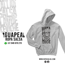 Poleras con capucha